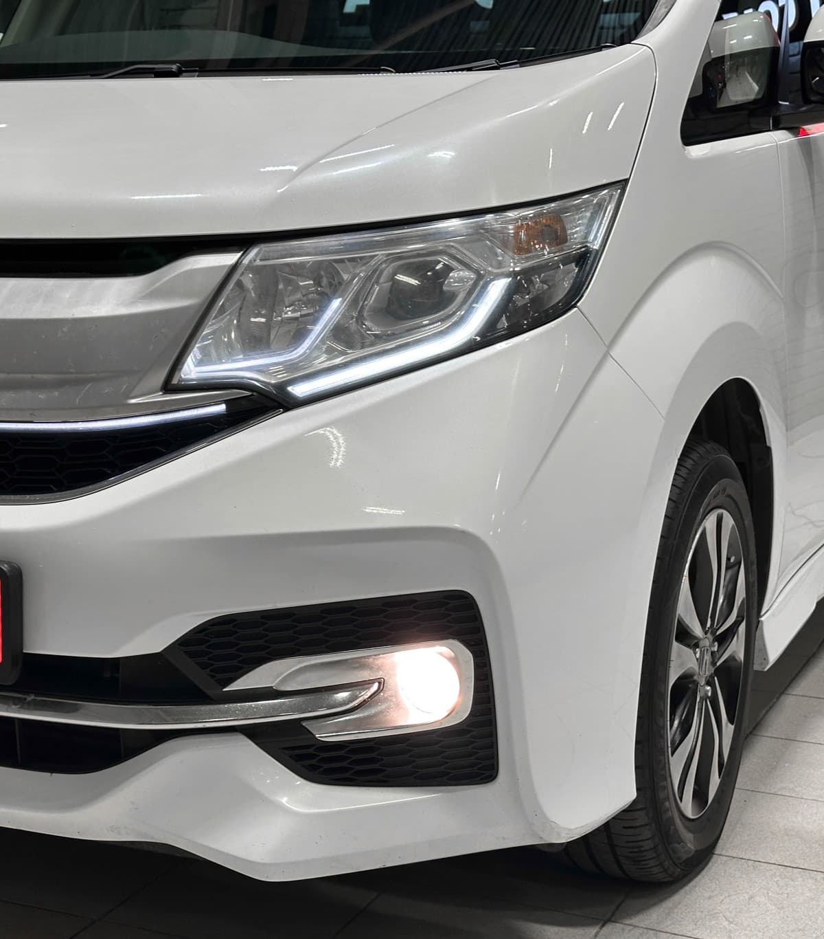 Honda Stepwgn - 4